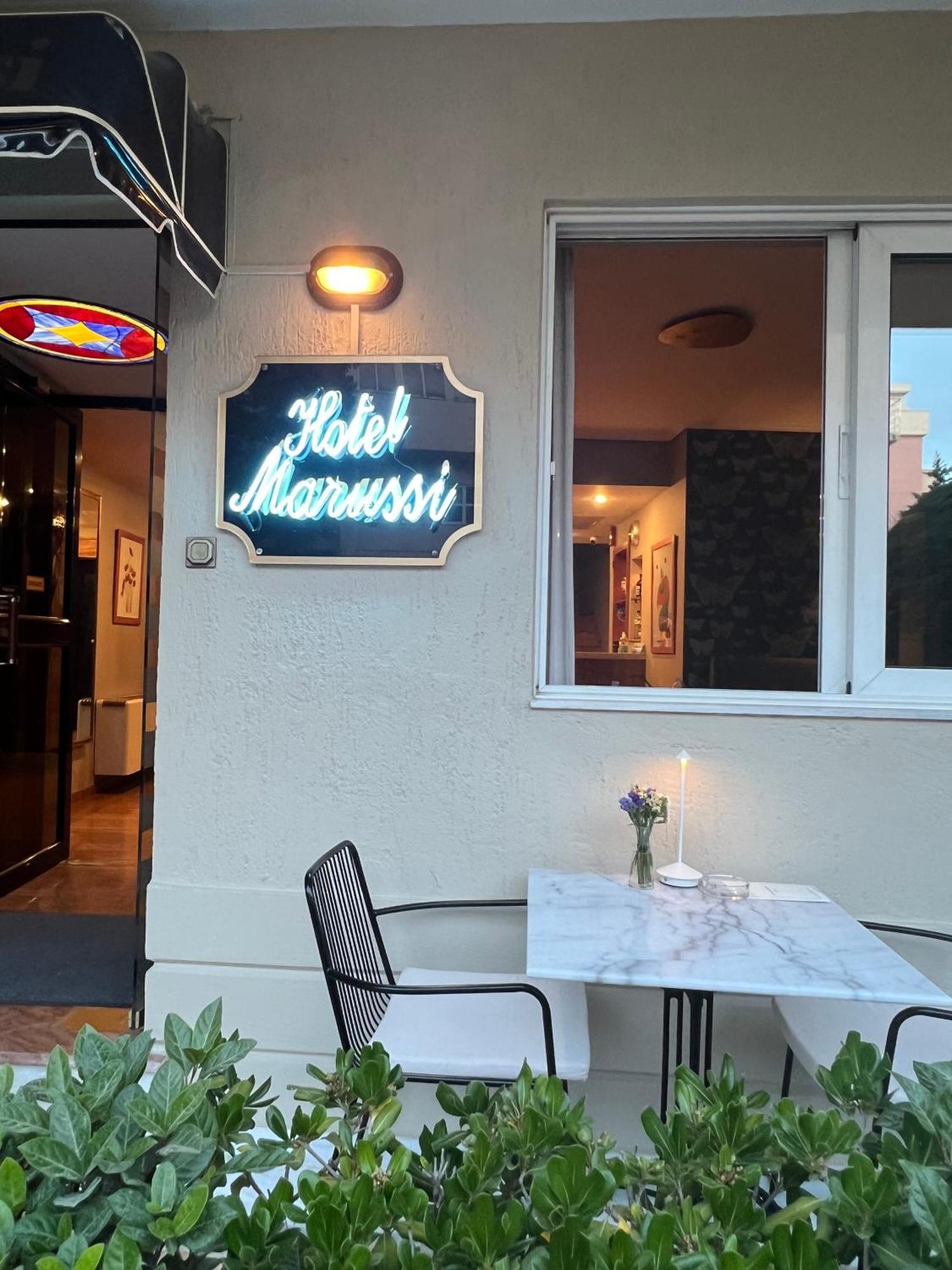 Hotel Maroussi Atina Dış mekan fotoğraf