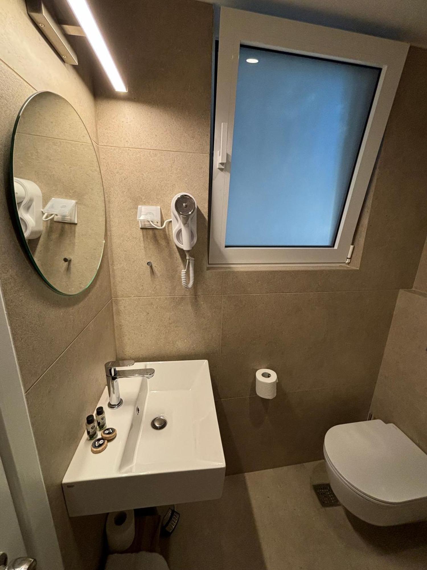 Hotel Maroussi Atina Oda fotoğraf