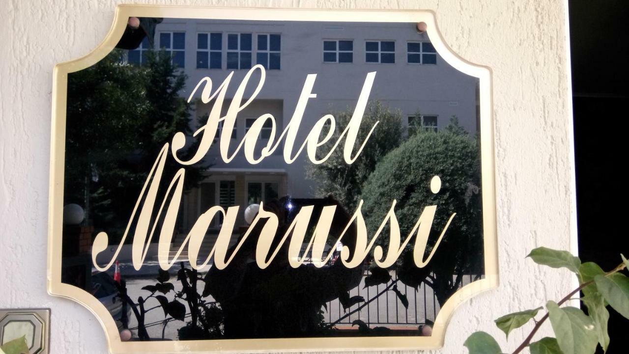 Hotel Maroussi Atina Dış mekan fotoğraf